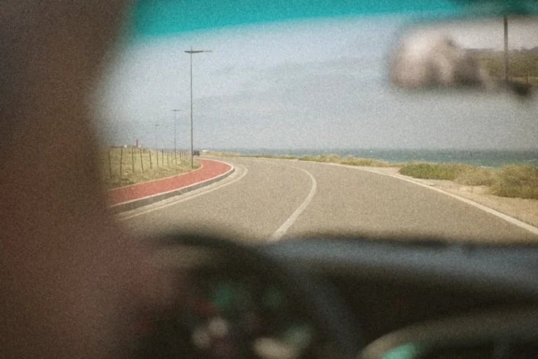 Conduite accompagnée à 15 ans : faut-il s&rsquo;y préparer ?